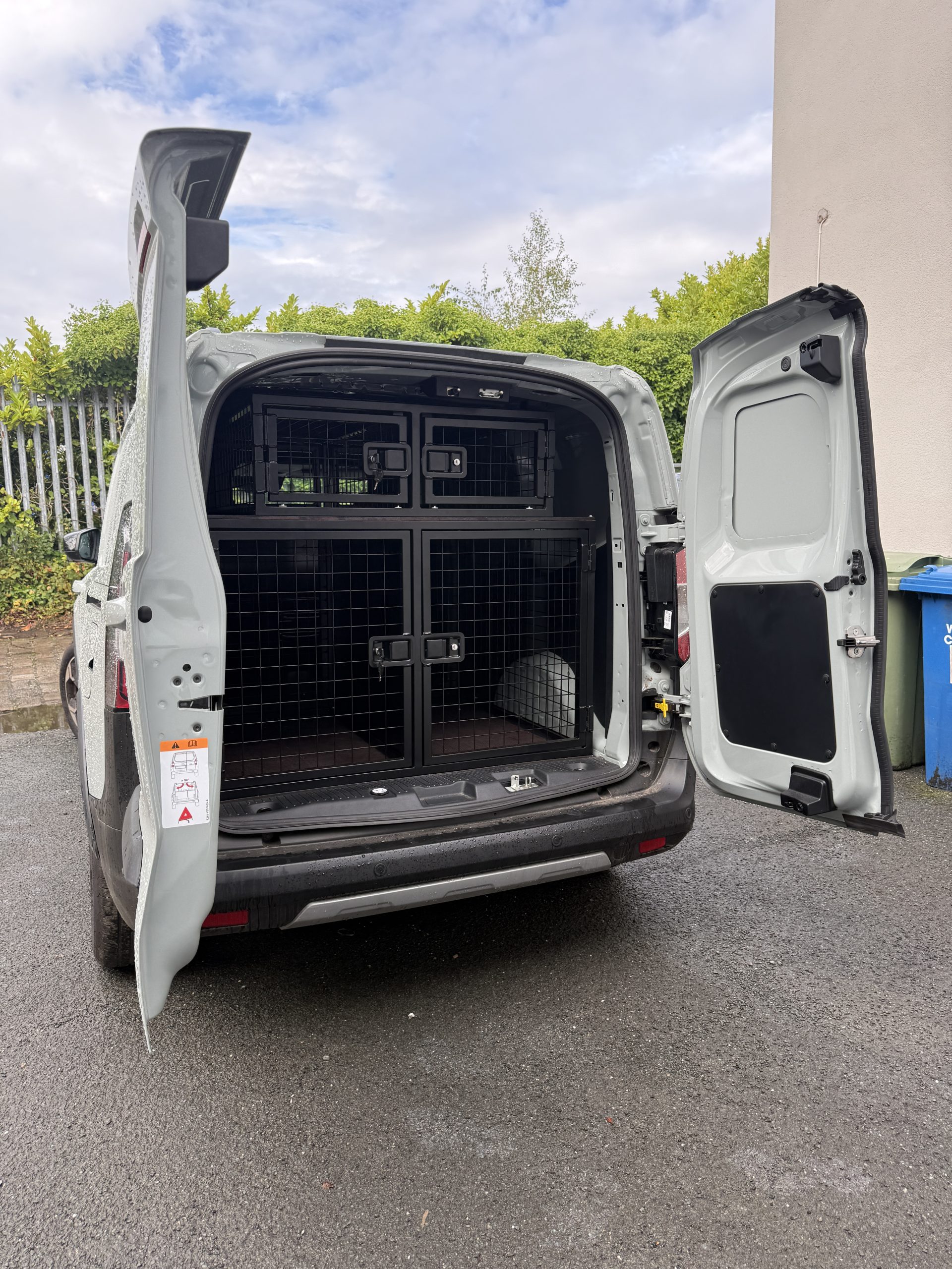 Commercial dog walker van cage system